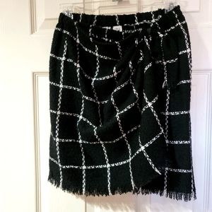DKNY Black/white, tweed mini skirt, wrap s…